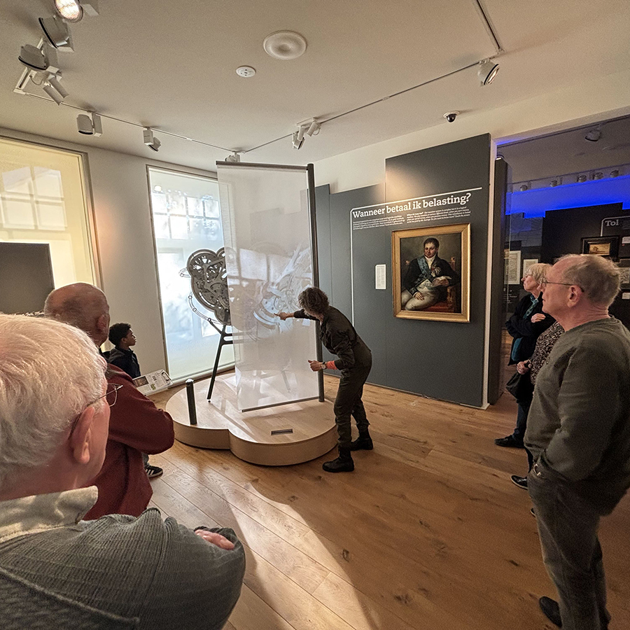 GLM vrijwilligers rondleiding museum